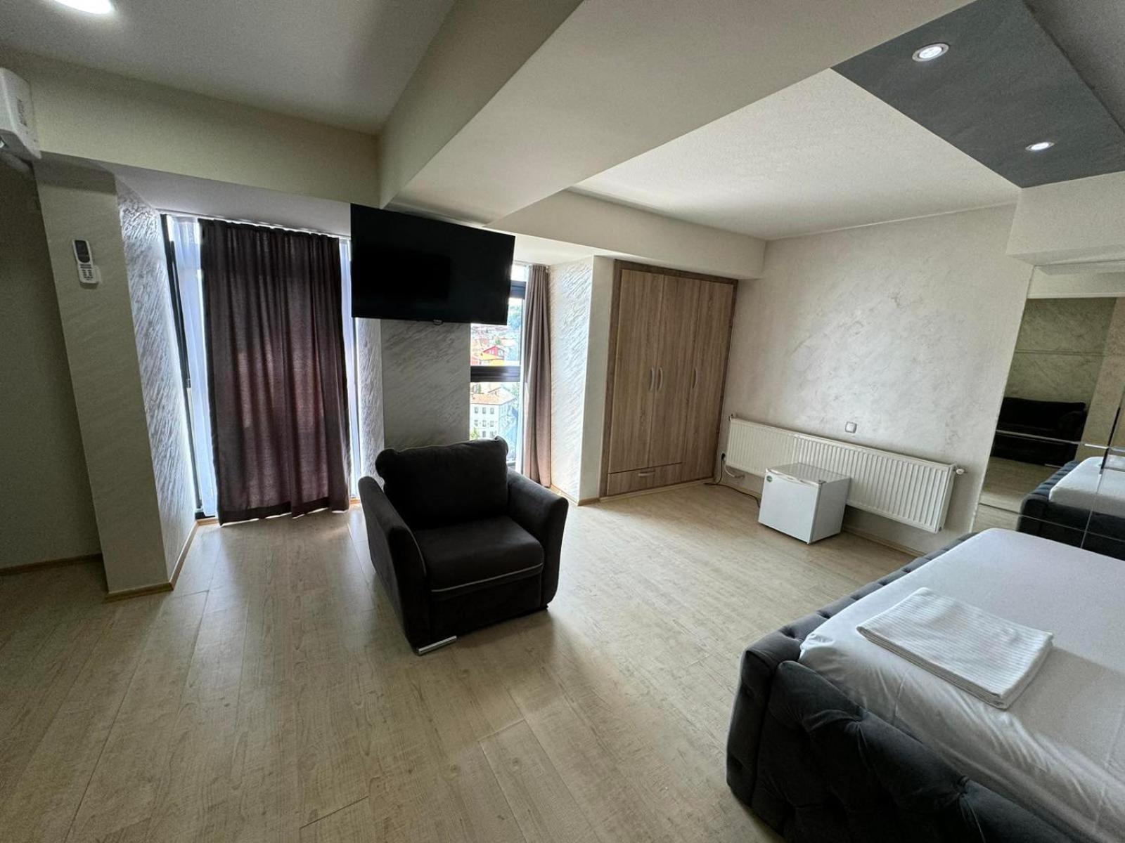 Hotel Pashtriku Gjakova Exteriér fotografie
