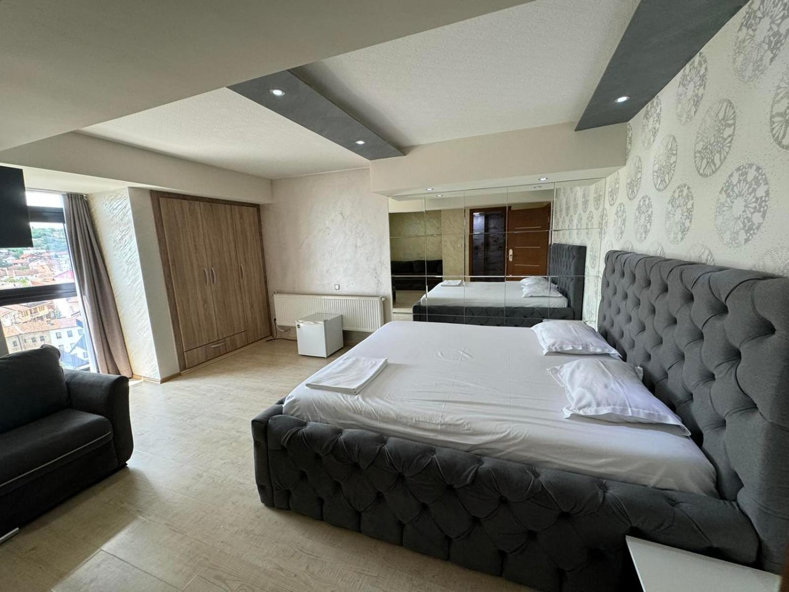 Hotel Pashtriku Gjakova Exteriér fotografie