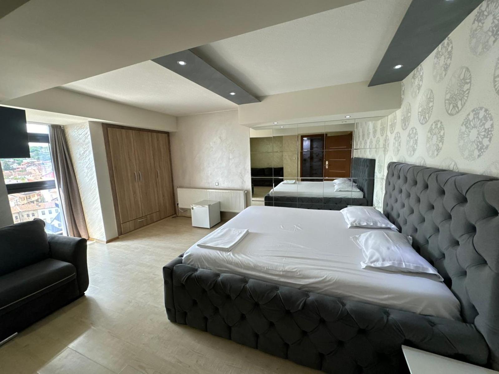 Hotel Pashtriku Gjakova Exteriér fotografie
